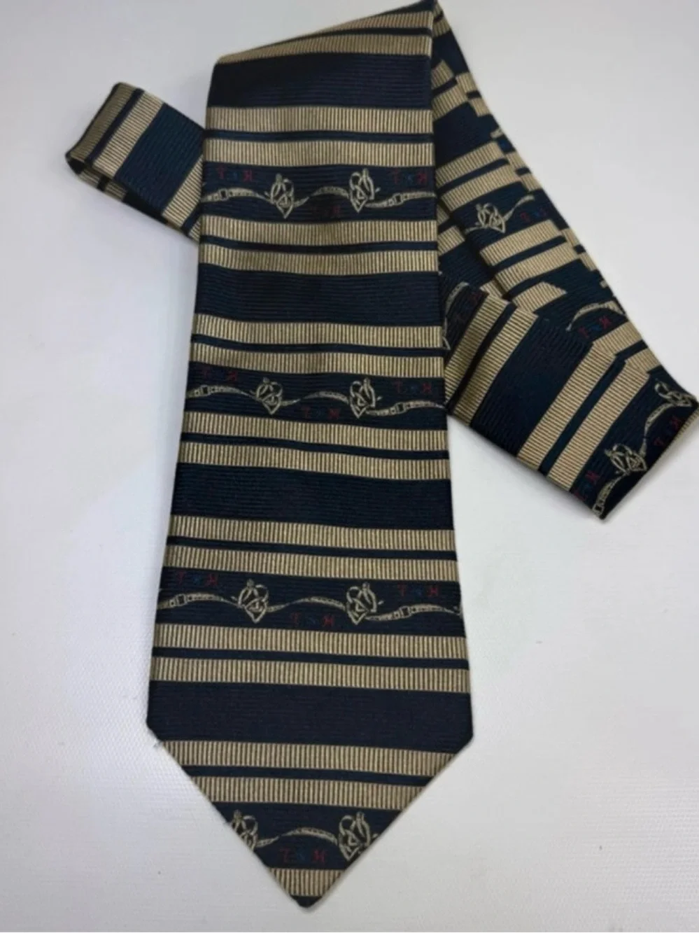 Vintage Tommy Hilfiger 100% Silk Necktie Navy Gold Stripe Crest Logo Classic Tie